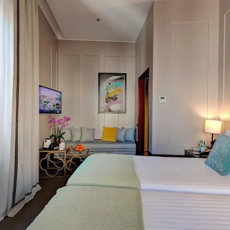 Singer Palace 5* Roma