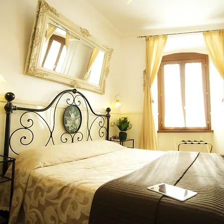 Le Di Via Ottaviano - In Bed & Breakfast 2*