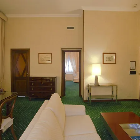 Aldrovandi Hotel 4*