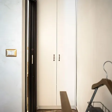Lighthouse Trastevere Гостевой дом 2*