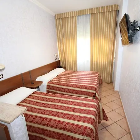 Marisa Hotel 3*