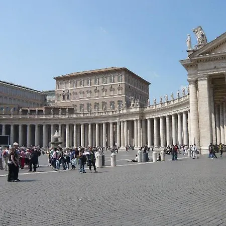 Domus Ottavia In * Rome