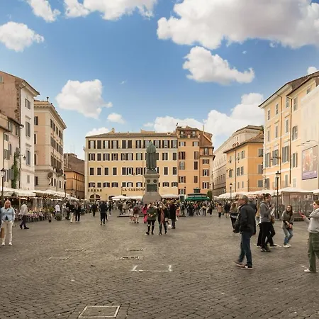 Rooftop Campo Dei Fiori Appartement *