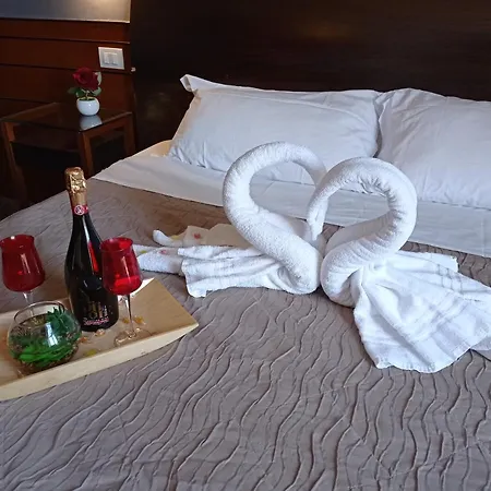 Romalive Guest house *