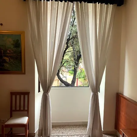 Paramount Casa de hóspedes Roma