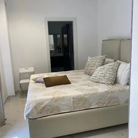 Apartment Via Del Corso Rome
