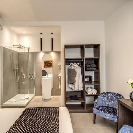 Little Queen Bed & Breakfast 3*