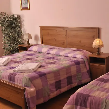 Gialel Řím