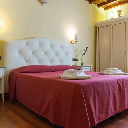 Sweet Dream Trevi Bed & Breakfast 4*