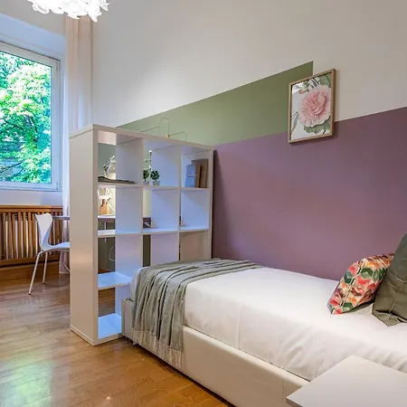Apartment Bubbles A Piazza Trilussa In Trastevere Rome