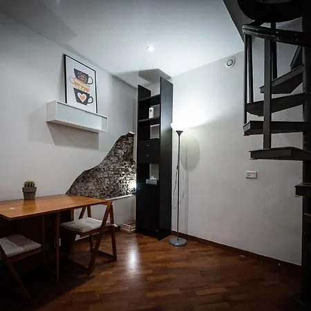 Apartment Incantevole Nel Cuore Di Roma, Monti *