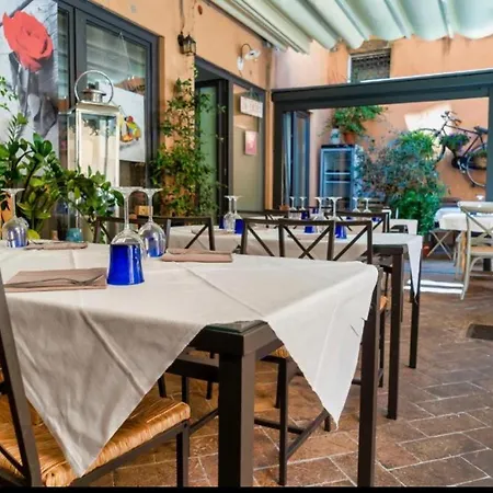Hotel Casa Mia In Trastevere 3*