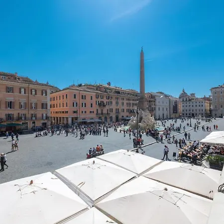 New! Amazing Piazza Navona View Apartment Rom