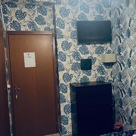 2 Guest house