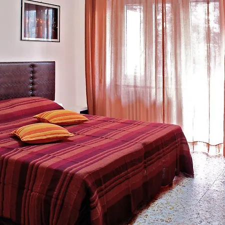 Angolo 2* Roma