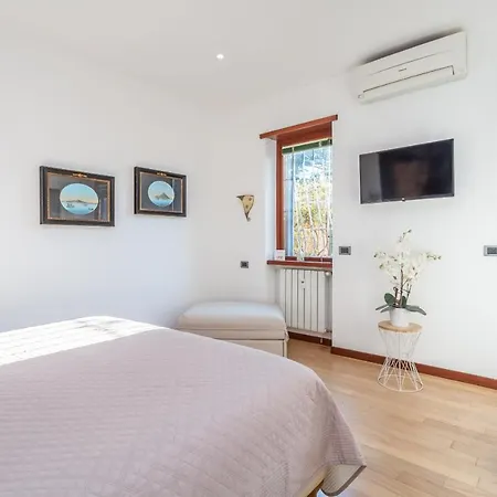 St Peter's Spacious 4 Bdr With Private Parking Apartment Rome