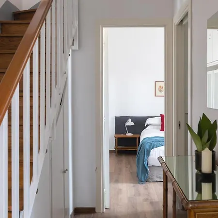 Amazing Penthouse With Terrace And Rooftop In Trastevere *