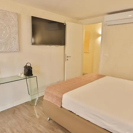 Guest house Grottini Luxury ~ Pantheon