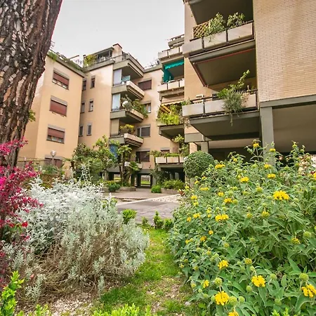 The Voice Of The Moon Apartment