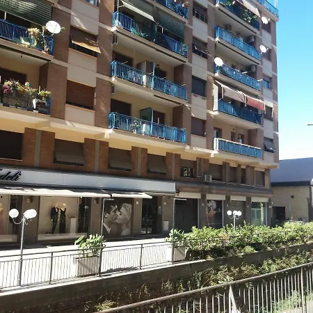 홈스테이 Trastevere Station 로마