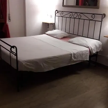 Quarto em Acomodações Particulares Trastevere Station Roma