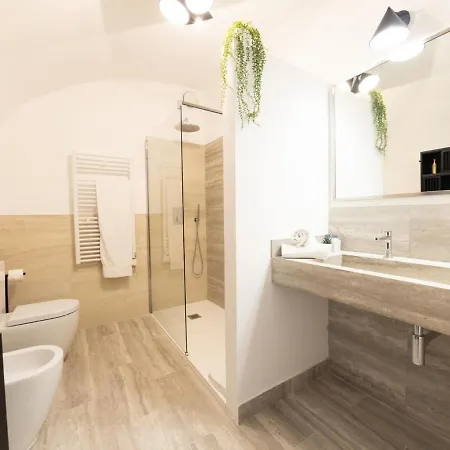 The Rent - Near Piazza Di Spagna * Rome