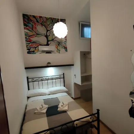 Royal 22 Guest house