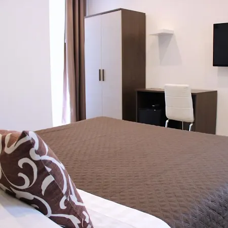 ゲストハウス Lorenz Trastevere Hill 3*