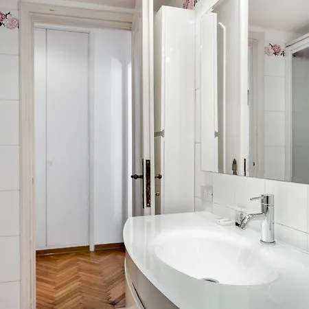 Sunny Flat Near Borghese Appartamento Roma