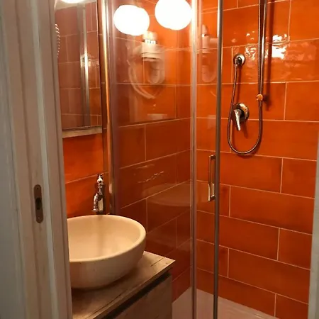 Iris Bed & Breakfast Rome