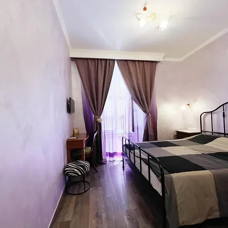 Iris Bed & Breakfast 2*