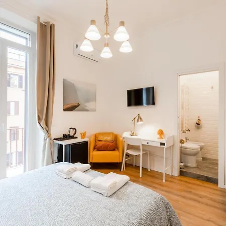 Lux House Guest * Rome