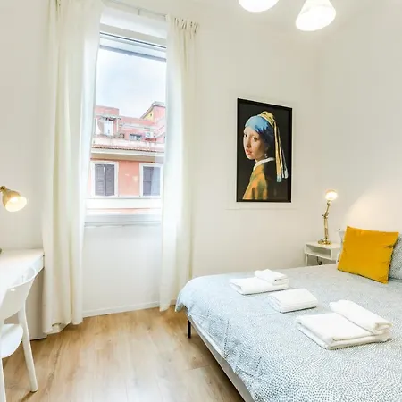 Πανσιόν Lux House Guest