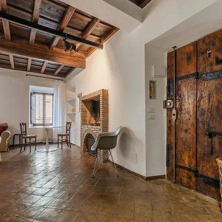 Colosseo & Fori Imperiali Wooden Flat Apartamento Roma