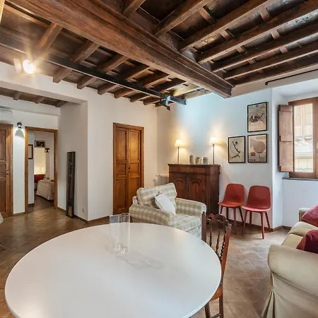 Colosseo & Fori Imperiali Wooden Flat Apartment *