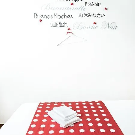 Moro Magenta 5 Casa E Per Vacanze 公寓 *