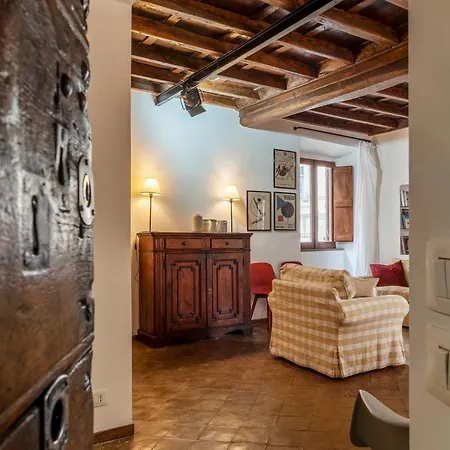 Colosseo & Fori Imperiali Wooden Flat * Rome