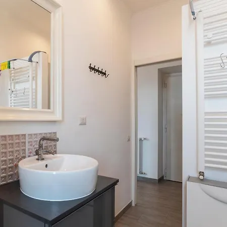 San Lorenzo Functional Flat * Roma