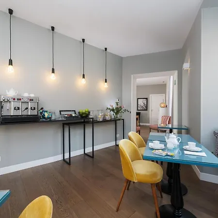 לינה וארוחת בוקר Corso Vittorio 308 2*