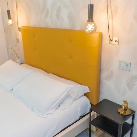 Irooms - Spanish Steps Guest house 4*