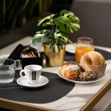 Hotel Relais Manzoni 3*