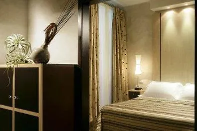 Intown Luxury House 3*
