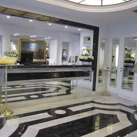 فندق إمبريال 4*