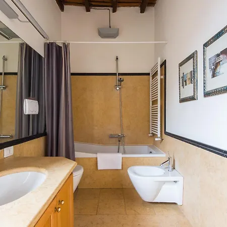 Pantheon Enchanting Luxury Apartment Rome