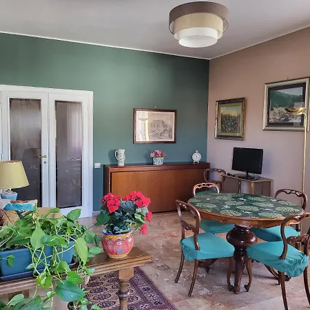 Apartment Boutique Maison - Pentimalli 84 Rome