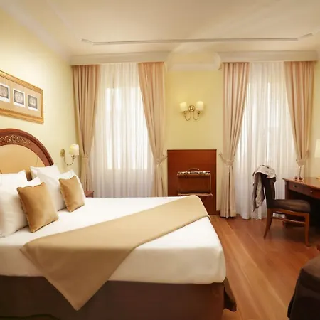 Homs Hotel 4*