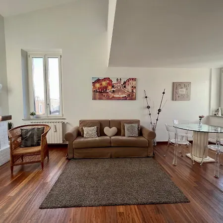 Il Palazzetto Di Via Della Frezza Appartamento