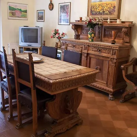 Una Casa A Roma