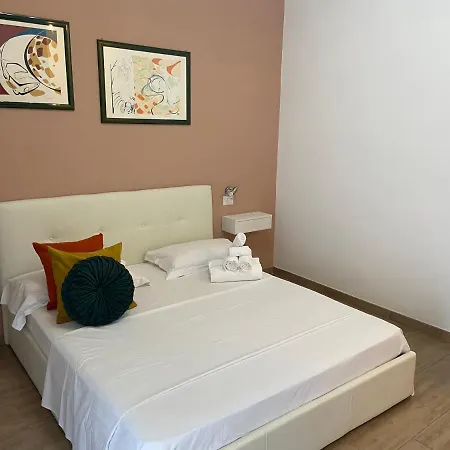 Guest house Juna's *
