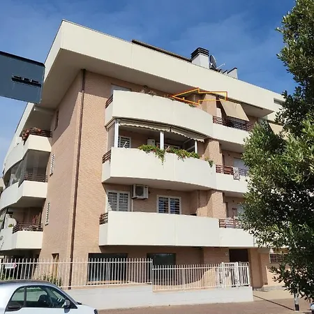 Porta Di 2 Apartment *